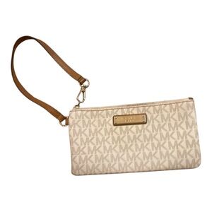 MICHAEL KORS Beige Wristlet